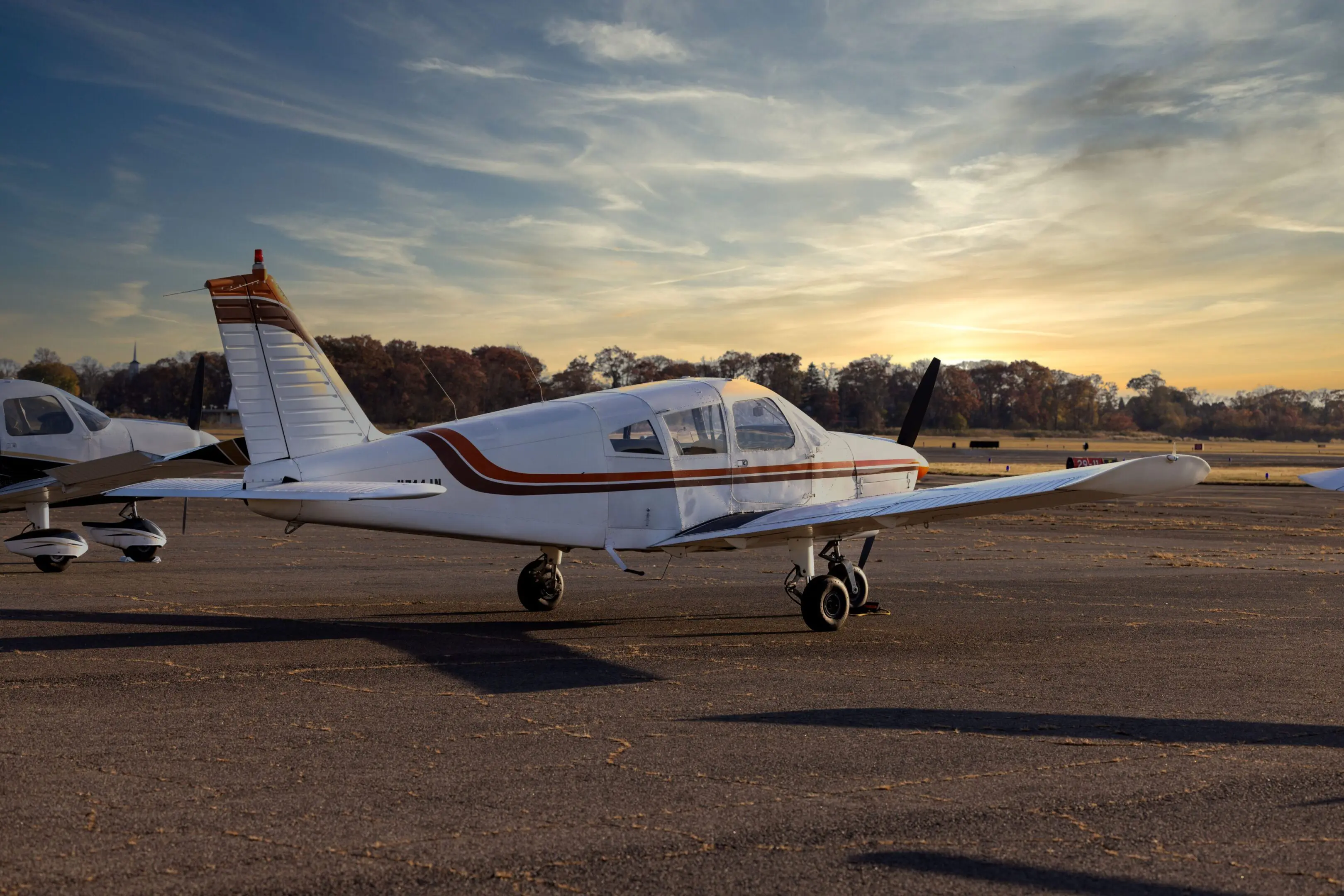 N744JN Exterior 1