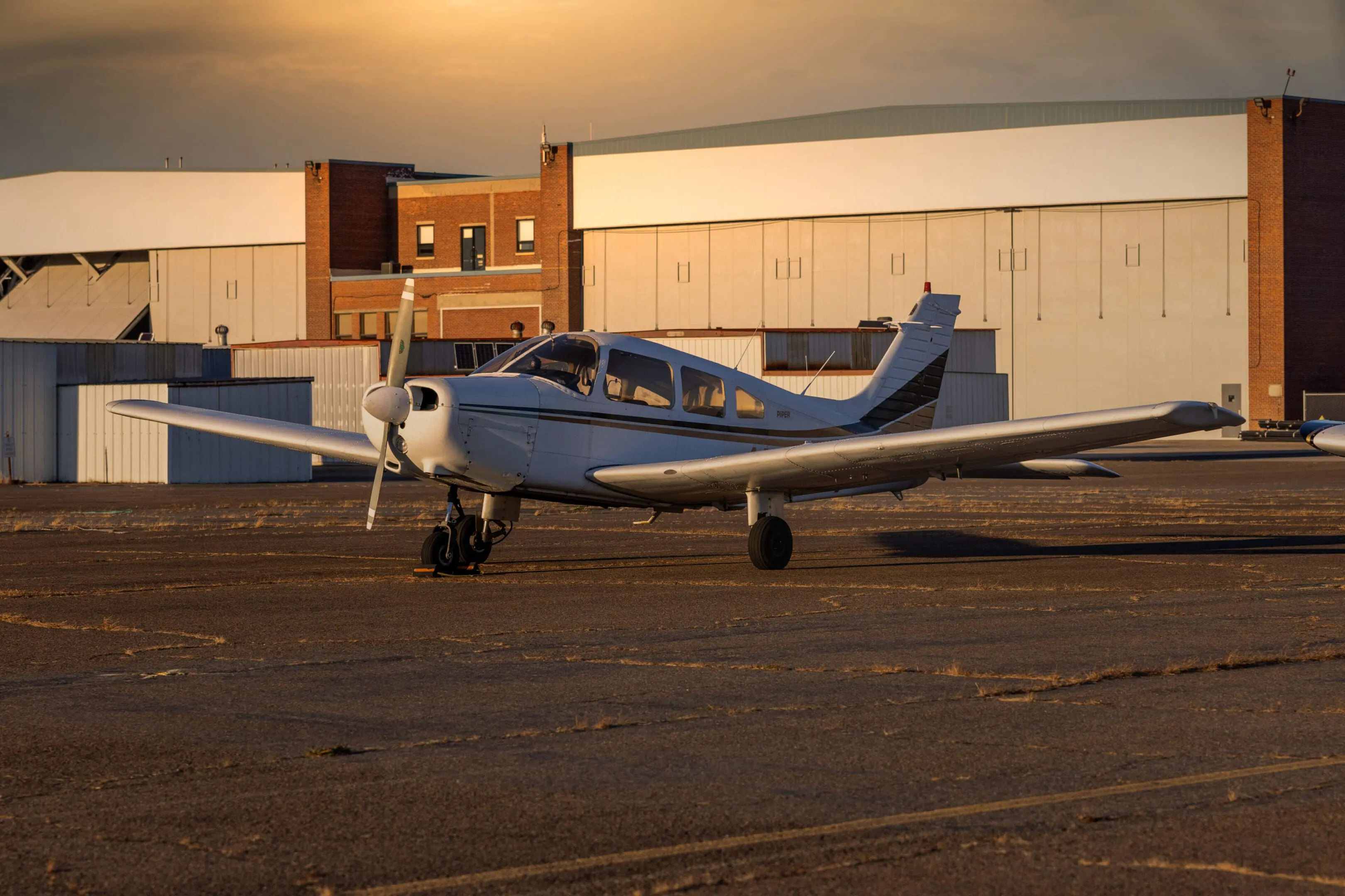 Avia-16